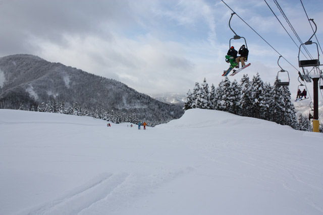 富山県 スノーバレー利賀スキー場 ライン２リフト　Cコース